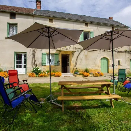 Avec Jardin, Jacuzzi, Proche Sarlat Et Lascaux, Ideal Pour Familles Et Amis - Fr-1-616-246 *