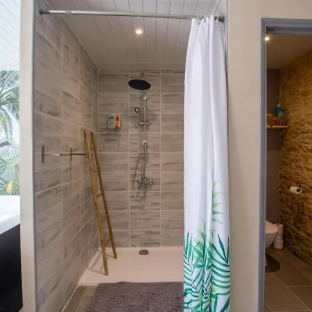 Rural Avec Spa, Animaux Acceptes Et Parking - Fr-1-616-246 Kır Evi Paulin
